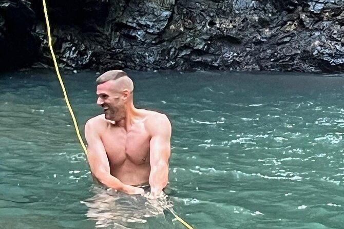 Avocat Waterfall and Beach Tour - What to pack for the river and beach