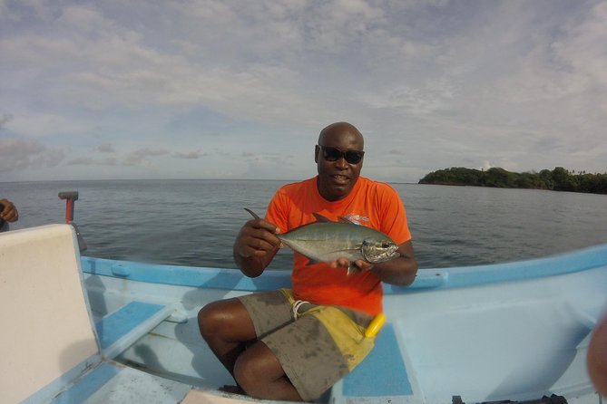 Deep Sea Fishing (Street Food and Beer Included) - Food, beer, and the rhythm of the boat