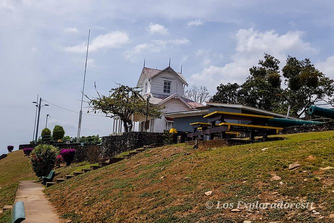 Port of Spain City Highlights and Maracas Beach - A guide makes the city portion personal