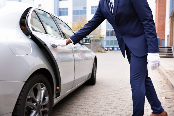 Trinidad Airport Transfer to Port of Spain Hotels - The 30 to 45 minute road to Port of Spain